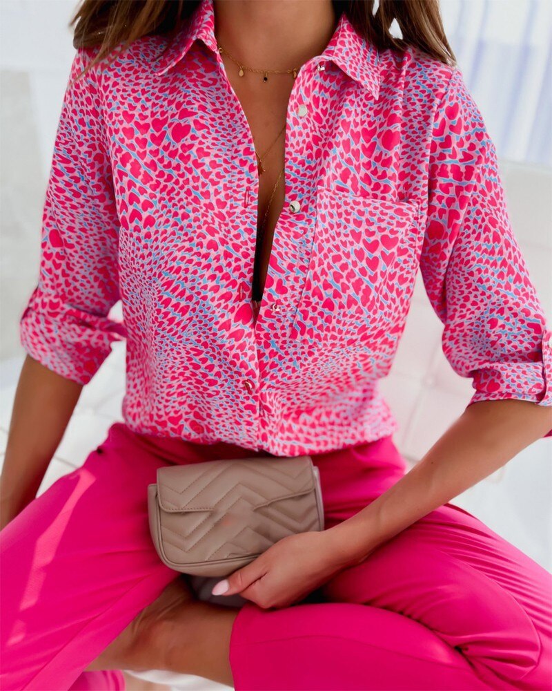 Chelly | Trendy Blouse with Long Sleeves and Button Placket