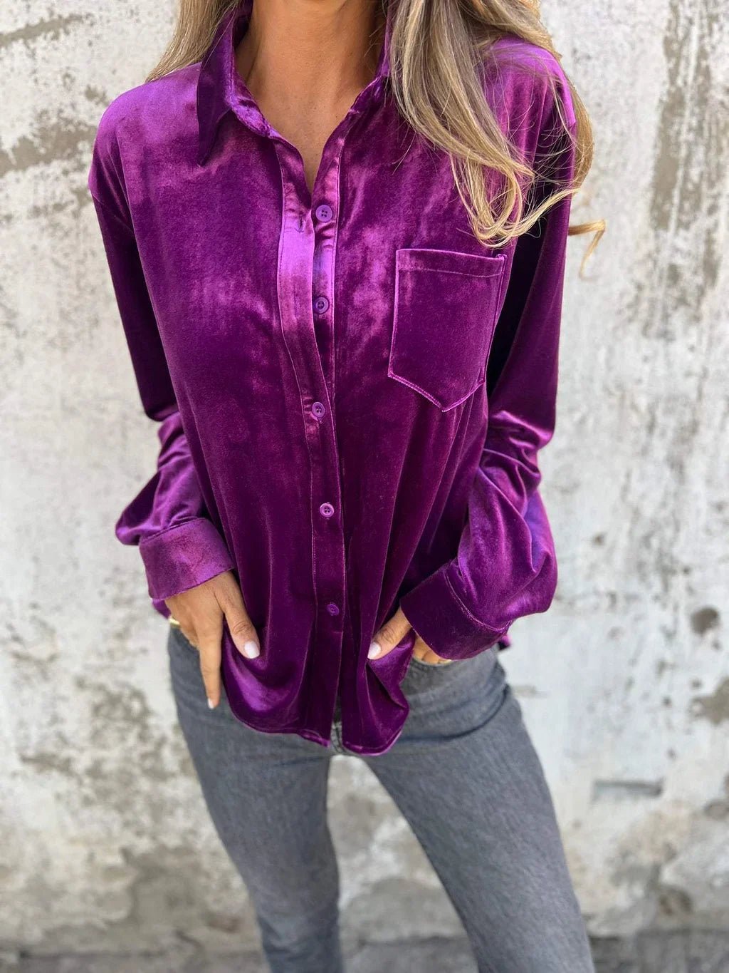 Emily - The Velvet Blouse